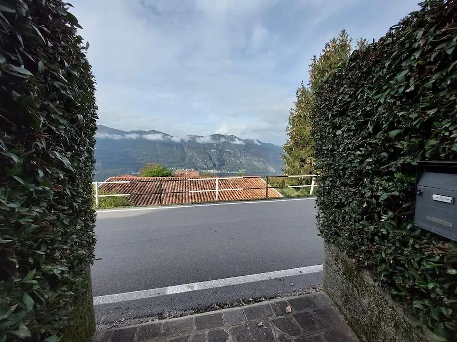 아바디아 Mandello Panoramico 아파트